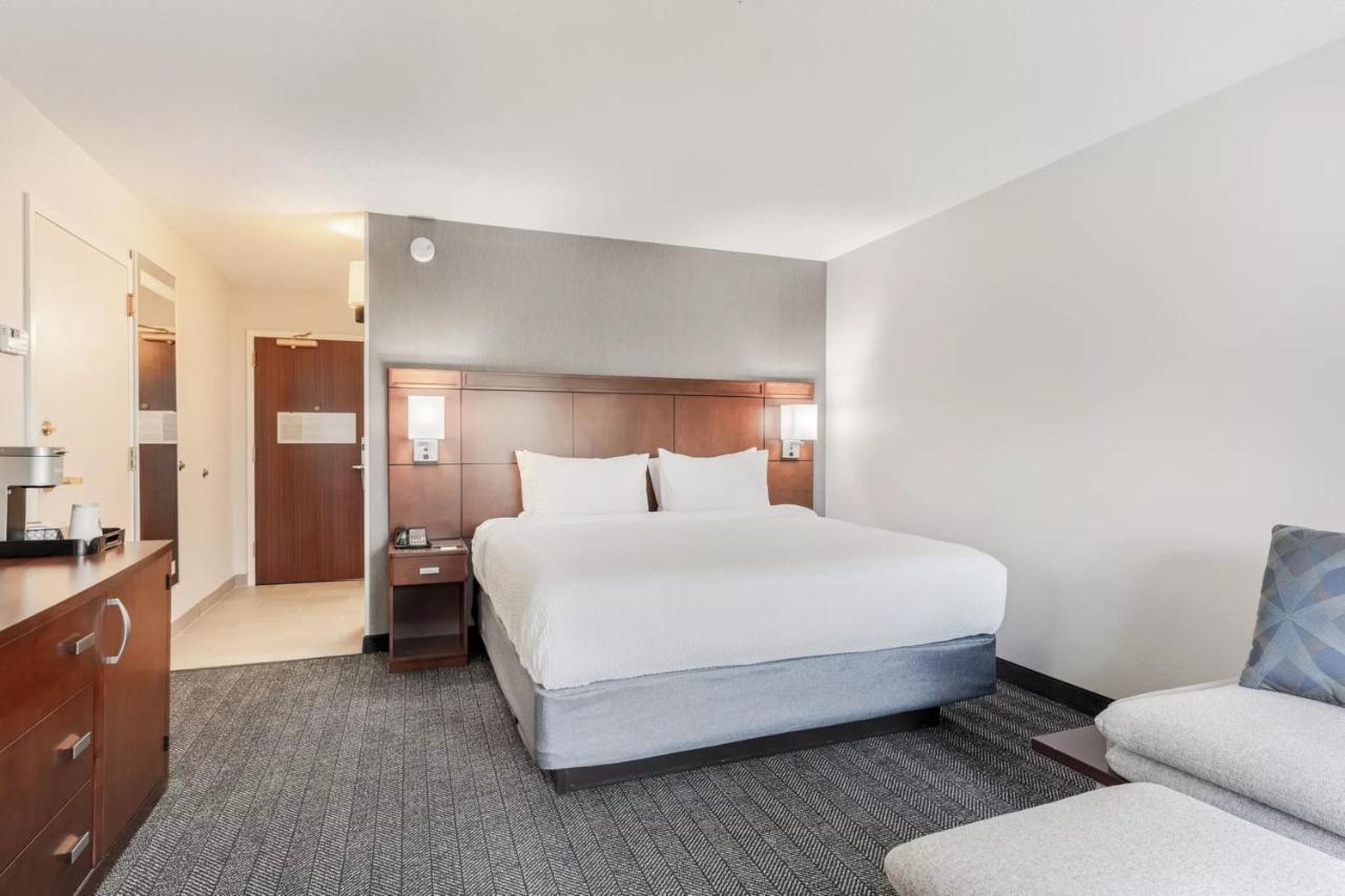 Courtyard Burlington Williston Ξενοδοχείο Εξωτερικό φωτογραφία