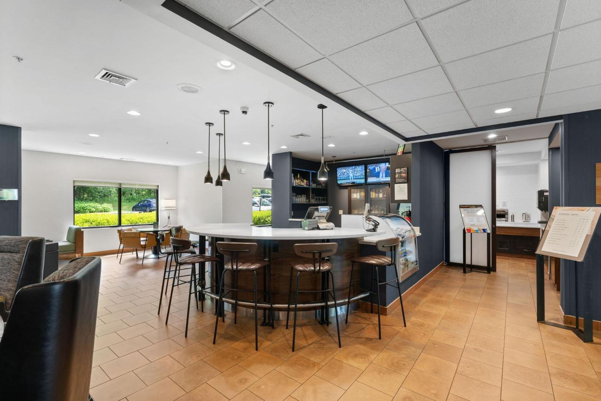 Courtyard Burlington Williston Ξενοδοχείο Εξωτερικό φωτογραφία