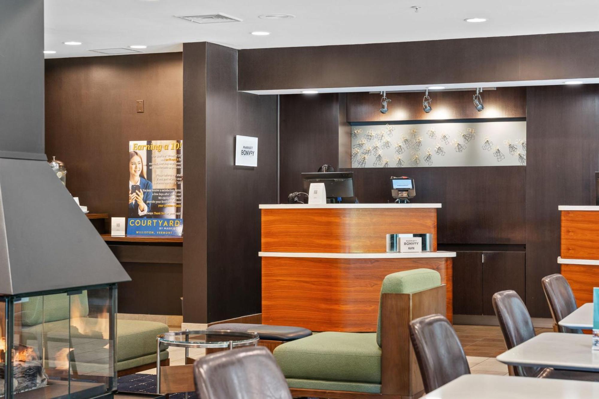 Courtyard Burlington Williston Ξενοδοχείο Εξωτερικό φωτογραφία