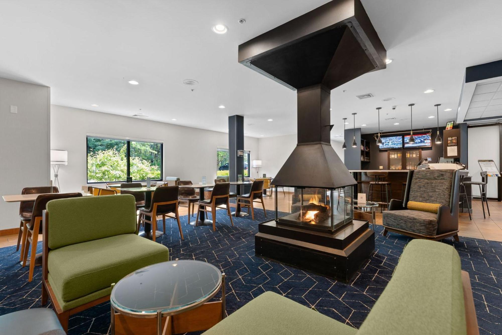 Courtyard Burlington Williston Ξενοδοχείο Εξωτερικό φωτογραφία