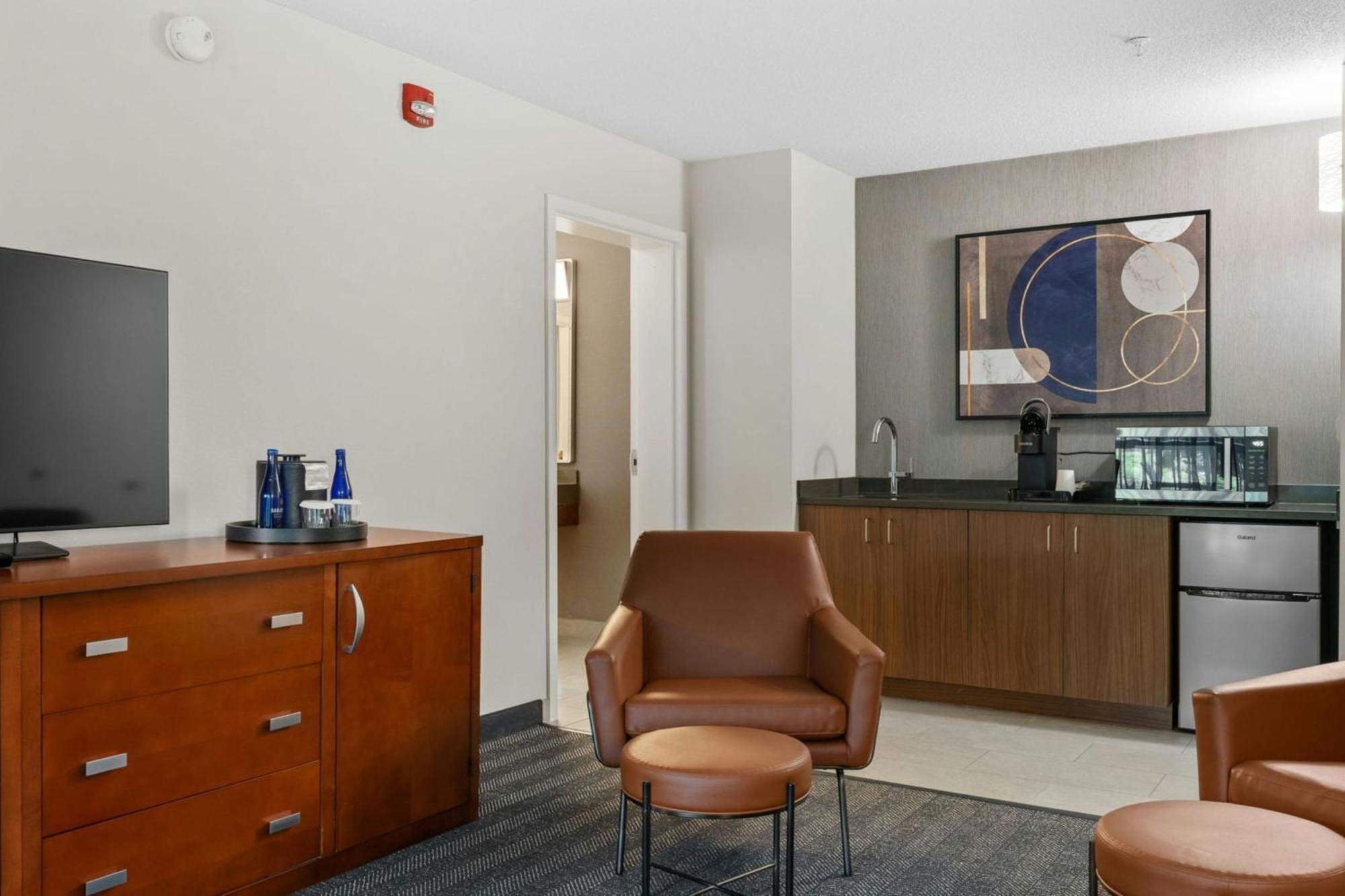 Courtyard Burlington Williston Ξενοδοχείο Εξωτερικό φωτογραφία