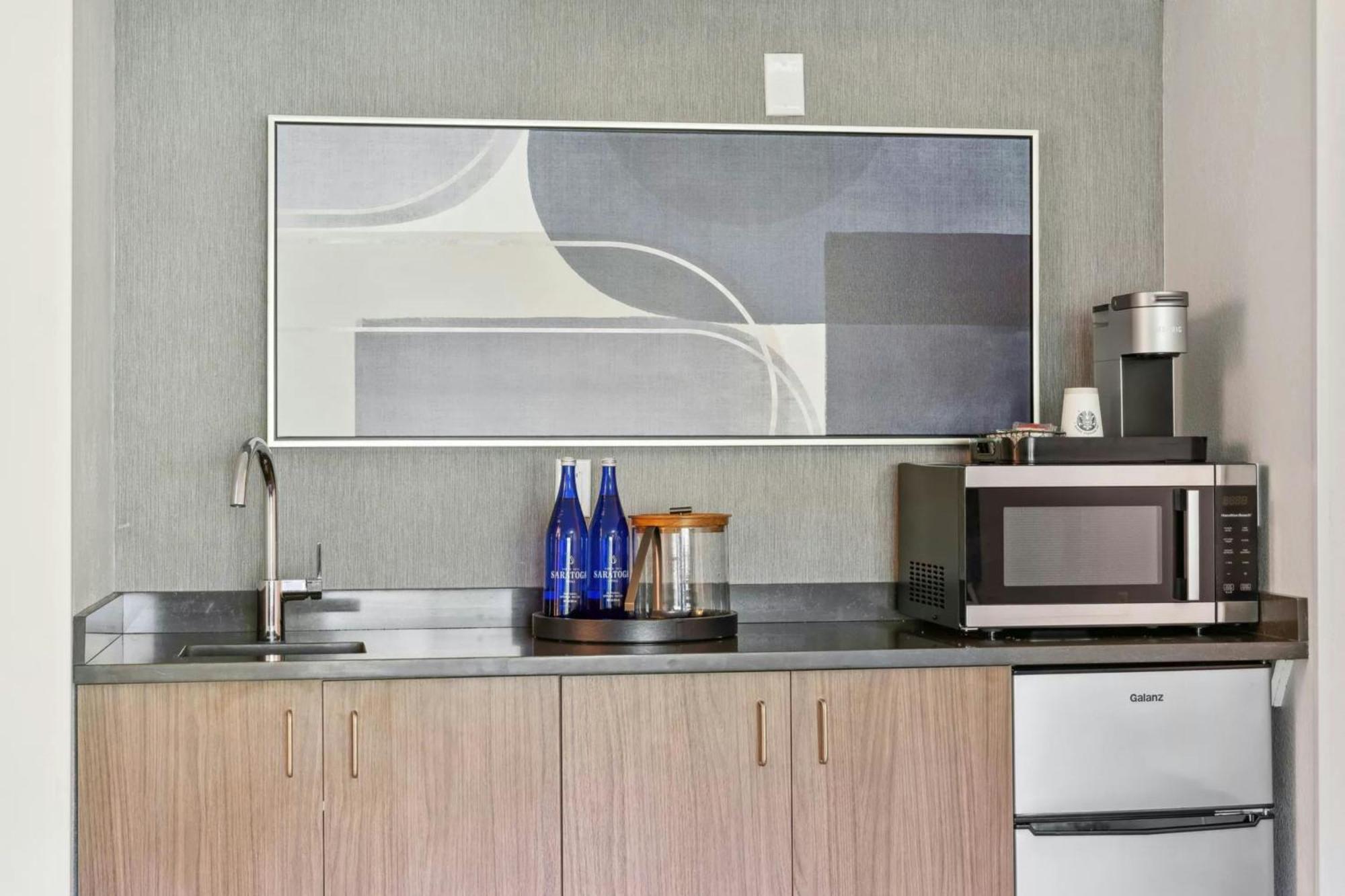 Courtyard Burlington Williston Ξενοδοχείο Εξωτερικό φωτογραφία