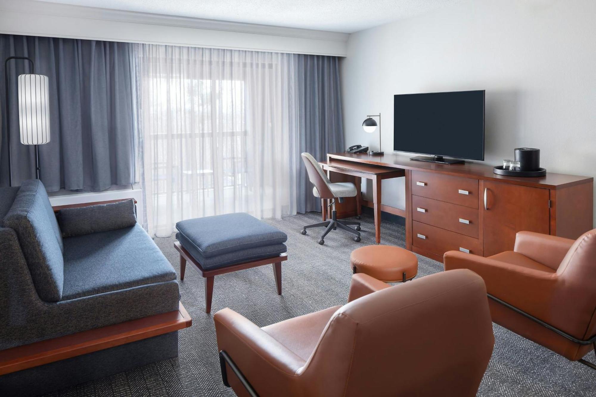 Courtyard Burlington Williston Ξενοδοχείο Εξωτερικό φωτογραφία
